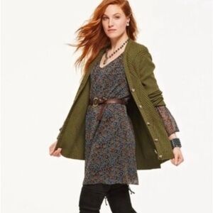 Cabi Poise Dress Long Bell Sleeve Navy Ditsy Floral Print Dress Sz M